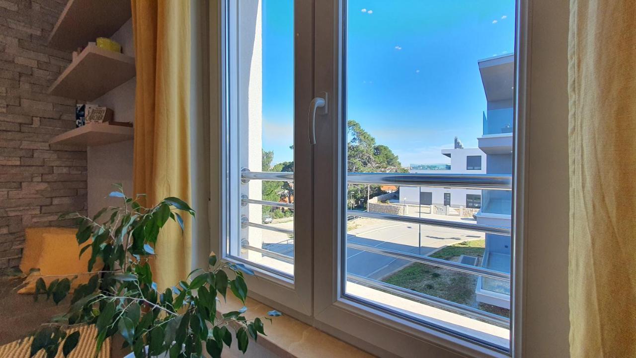 Beautiful View Apartment With Garage Space Mali Losinj Ngoại thất bức ảnh
