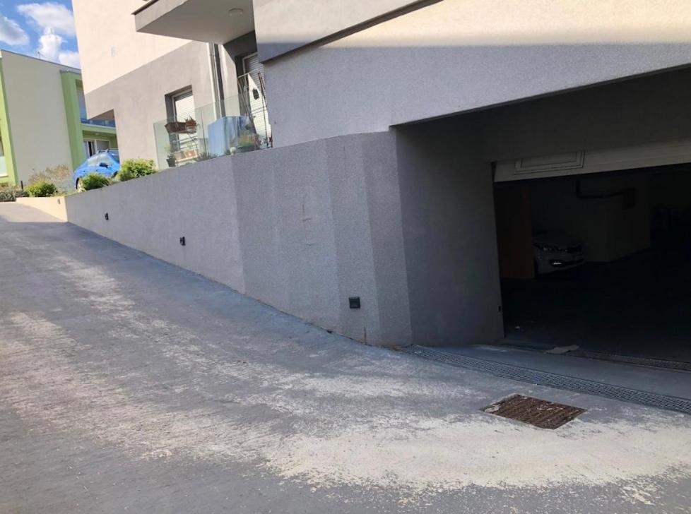 Beautiful View Apartment With Garage Space Mali Losinj Ngoại thất bức ảnh
