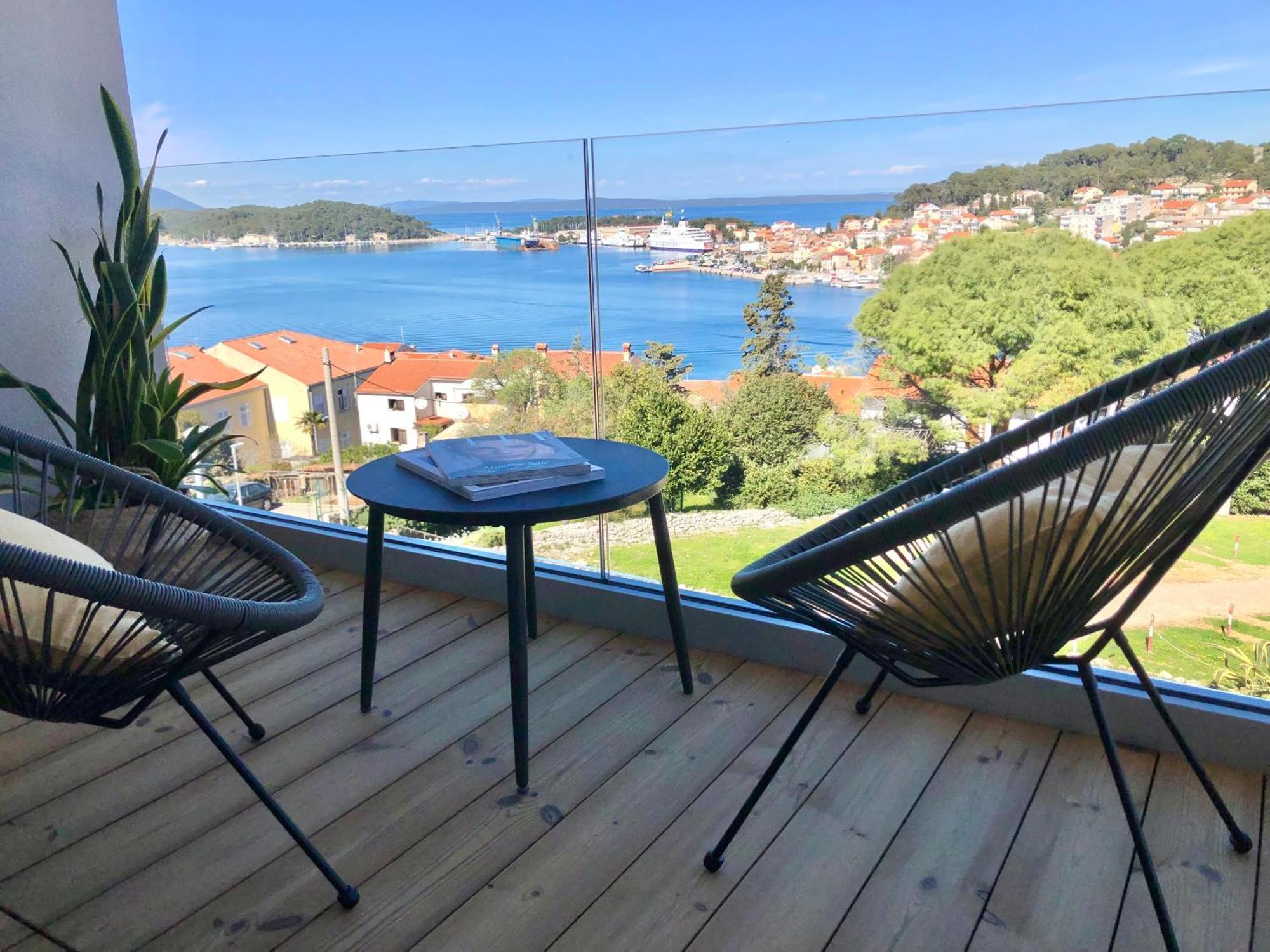 Beautiful View Apartment With Garage Space Mali Losinj Ngoại thất bức ảnh