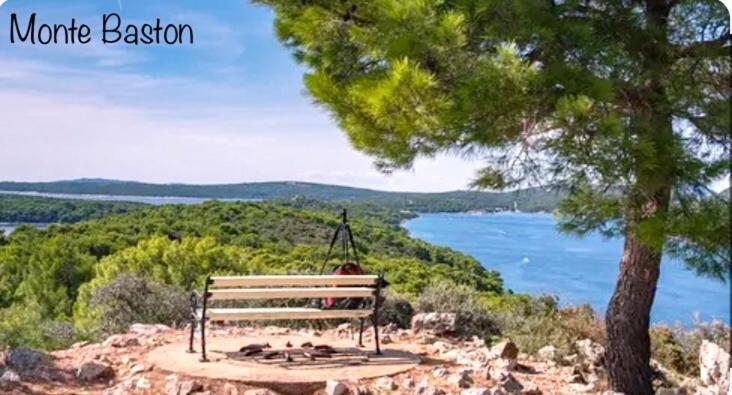 Beautiful View Apartment With Garage Space Mali Losinj Ngoại thất bức ảnh